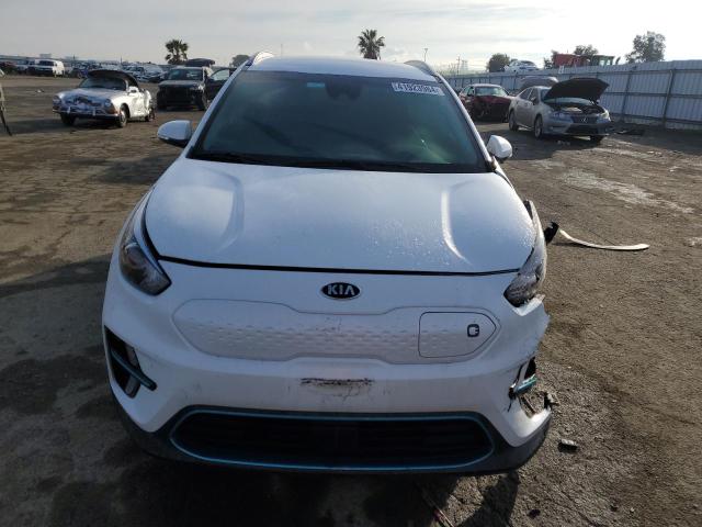 KNDCC3LGXM5107371 - 2021 KIA NIRO EX WHITE photo 5