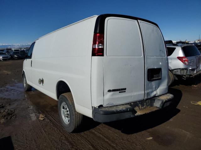 1GCZGUCG1C1155089 - 2012 CHEVROLET EXPRESS G3 WHITE photo 2