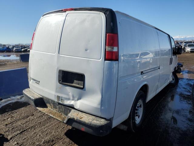 1GCZGUCG1C1155089 - 2012 CHEVROLET EXPRESS G3 WHITE photo 3