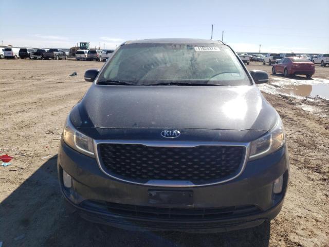 KNDMC5C10G6162356 - 2016 KIA SEDONA EX GRAY photo 5