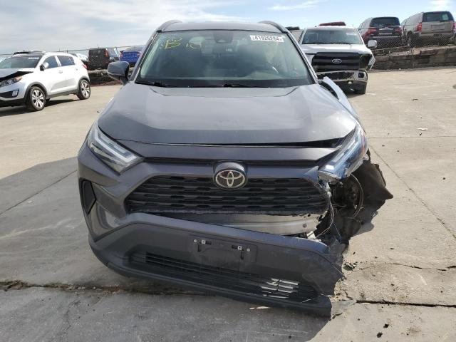 2T3W1RFV6NW220969 - 2022 TOYOTA RAV4 XLE GRAY photo 5