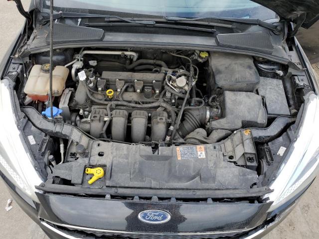 1FADP3K27GL401377 - 2016 FORD FOCUS SE BLACK photo 11