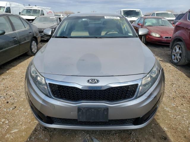 KNAGM4A70B5096043 - 2011 KIA OPTIMA LX SILVER photo 5