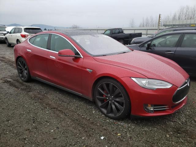 5YJSA1E46FF103697 - 2015 TESLA MODEL S RED photo 4