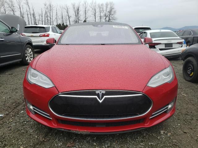 5YJSA1E46FF103697 - 2015 TESLA MODEL S წითელი ფოტო 5