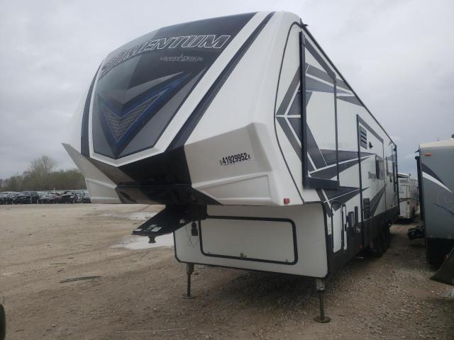 573FM4430J1206840 - 2018 GRAN 5TH WHEEL WHITE photo 2