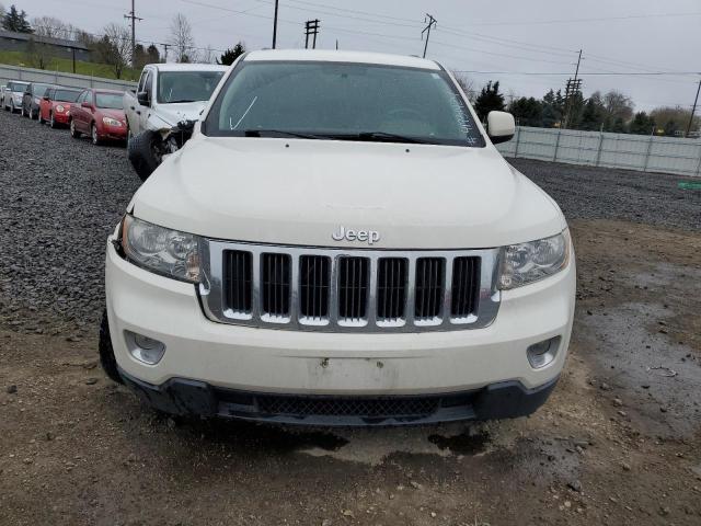 1C4RJEAG7CC270830 - 2012 JEEP GRAND CHER LAREDO WHITE photo 5