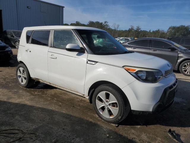 KNDJN2A25F7154253 - 2015 KIA SOUL WHITE photo 4