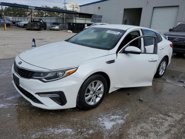 5XXGT4L32KG276362 - 2019 KIA OPTIMA LX WHITE photo 1