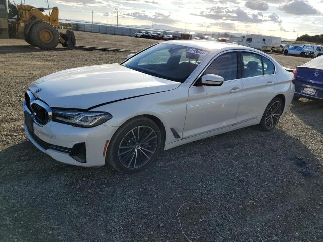 WBA53BH09NWX57123 - 2022 BMW 530 I WHITE photo 1