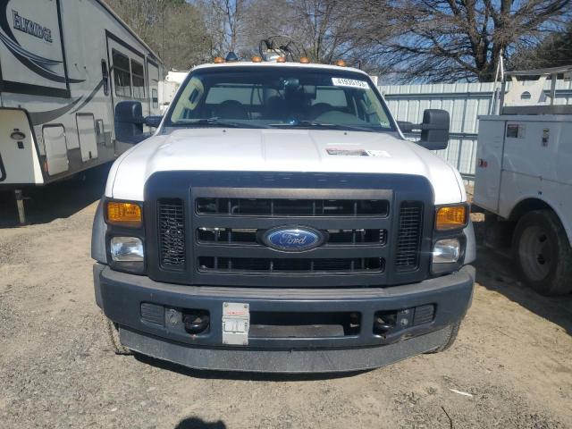 1FD4F46Y18ED93974 - 2012 FORD F450 SUPER DUTY WHITE photo 5