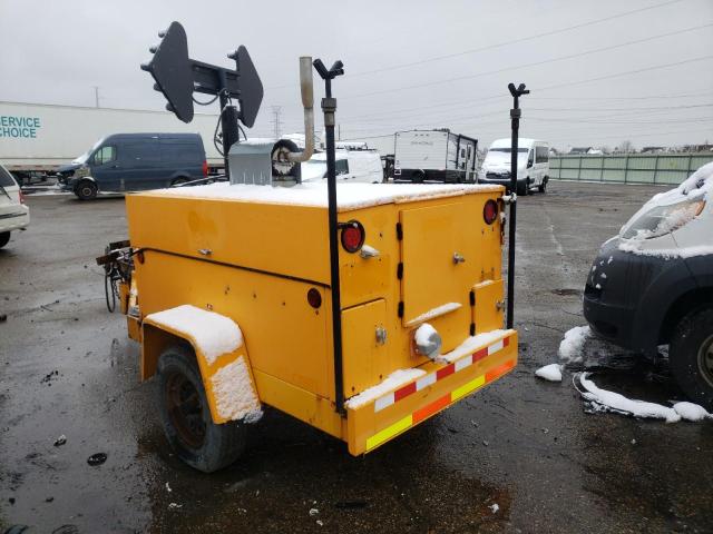 1T9US06145S054208 - 2005 TFNX GENERATOR YELLOW photo 3