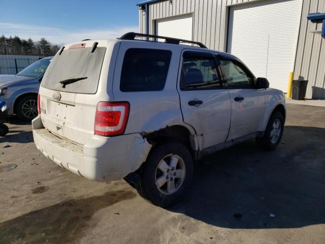 1FMCU9D72AKA35878 - 2010 FORD ESCAPE XLT WHITE photo 3