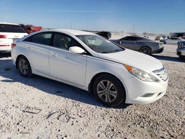 5NPEB4AC1DH520295 - 2013 HYUNDAI SONATA GLS WHITE photo 4