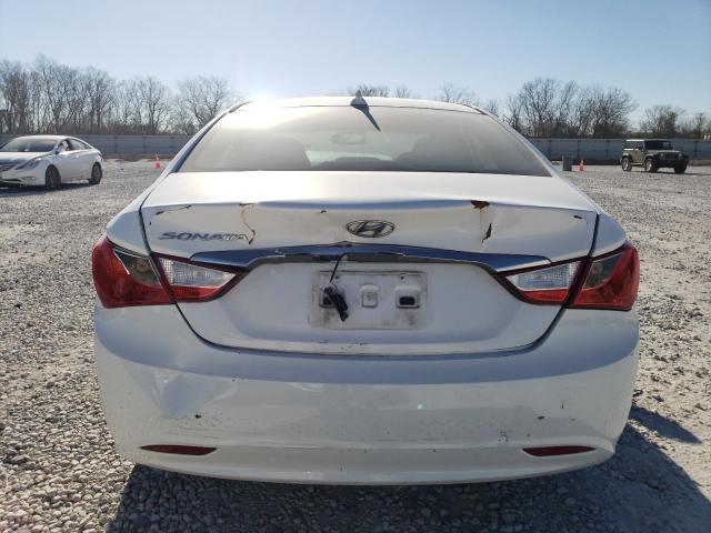 5NPEB4AC1DH520295 - 2013 HYUNDAI SONATA GLS WHITE photo 6