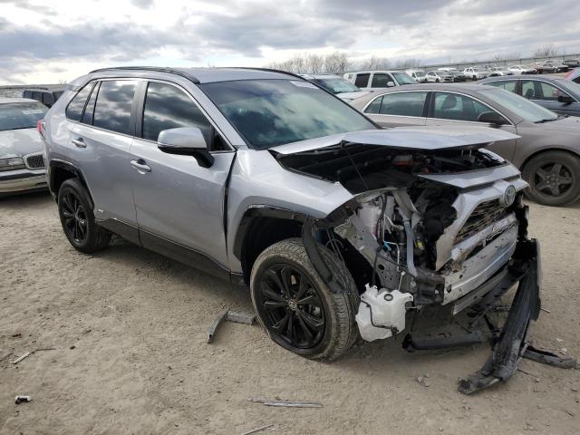 JTM16RFV4PD099774 - 2023 TOYOTA RAV4 SE SILVER photo 4