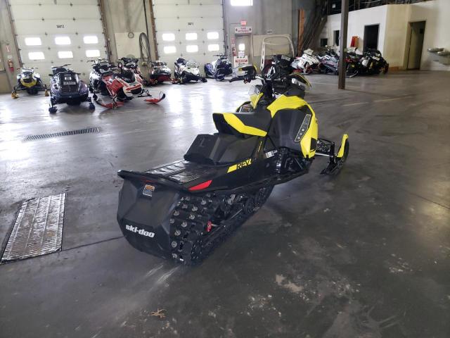 2BPSUDLB7LV000144 - 2020 SKI DOO MXZ YELLOW photo 4