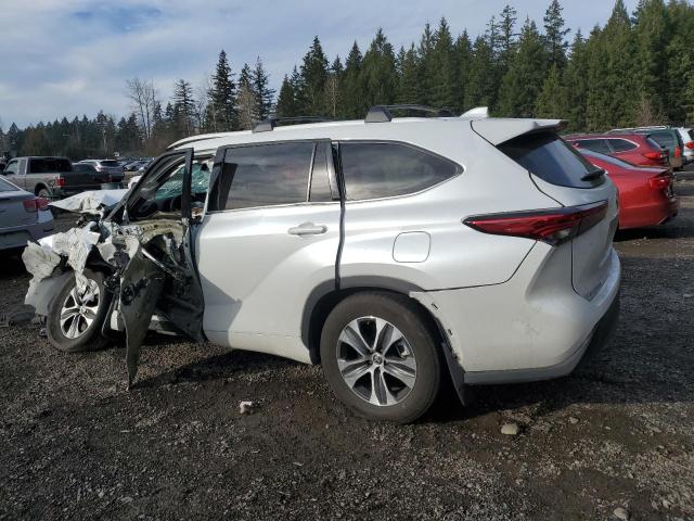 5TDGZRBH4NS582085 - 2022 TOYOTA HIGHLANDER XLE WHITE photo 2
