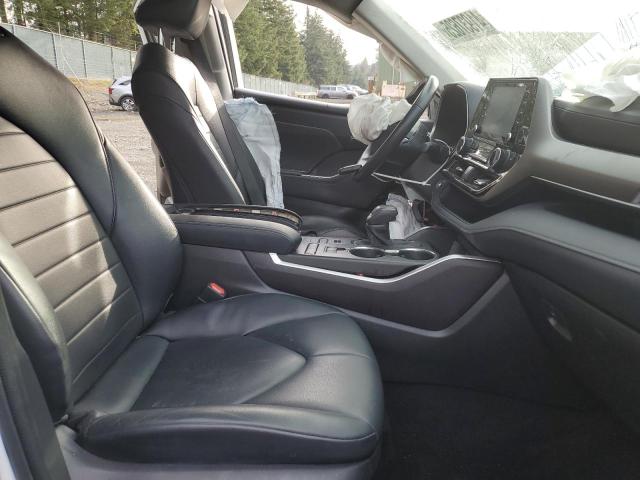 5TDGZRBH4NS582085 - 2022 TOYOTA HIGHLANDER XLE WHITE photo 7