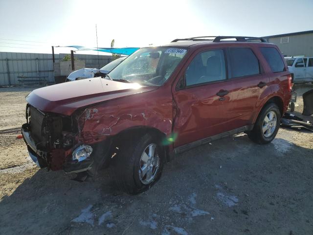 1FMCU0DG9AKD05135 - 2010 FORD ESCAPE XLT RED photo 1