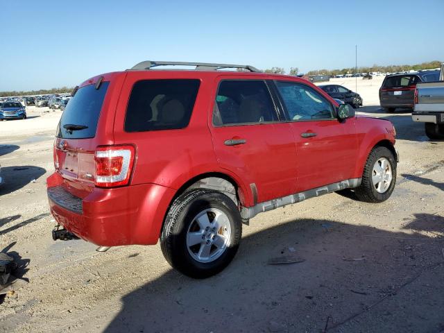 1FMCU0DG9AKD05135 - 2010 FORD ESCAPE XLT RED photo 3