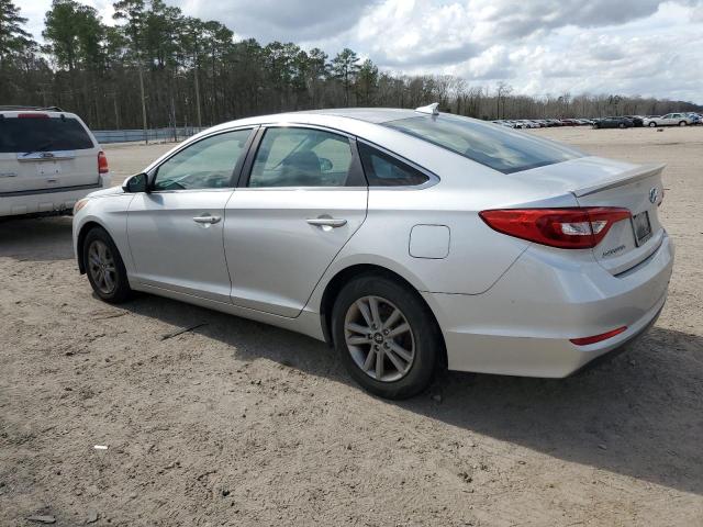 5NPE24AF8FH039974 - 2015 HYUNDAI SONATA SE SILVER photo 2