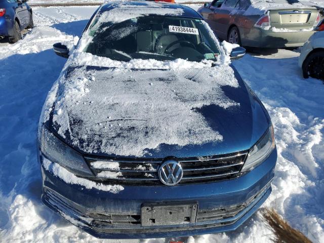 3VWDB7AJ7HM289296 - 2017 VOLKSWAGEN JETTA SE BLUE photo 5