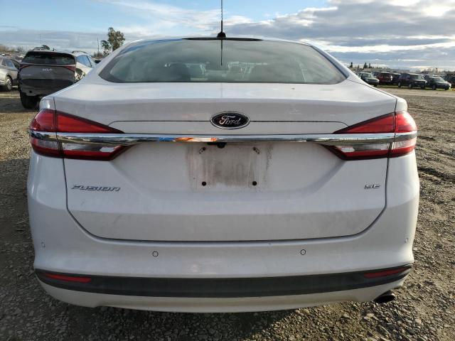 3FA6P0H74JR249562 - 2018 FORD FUSION SE WHITE photo 6