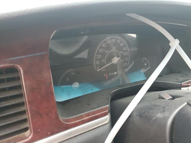 1L1FM88W75Y646082 - 2005 LINCOLN TOWN CAR EXECUTIVE WHITE photo 9