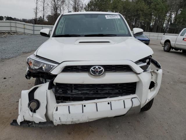 JTEBU5JR1K5703714 - 2019 TOYOTA 4RUNNER SR5 WHITE photo 5