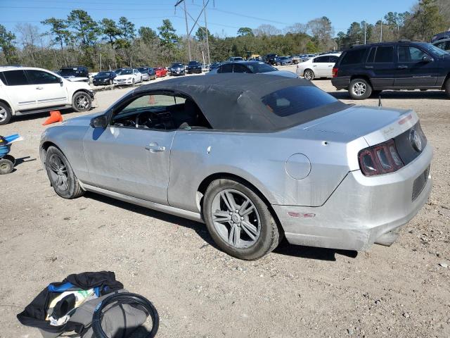 1ZVBP8EM1E5322930 - 2014 FORD MUSTANG SILVER photo 2