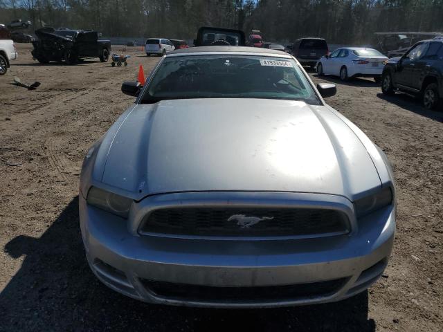 1ZVBP8EM1E5322930 - 2014 FORD MUSTANG SILVER photo 5