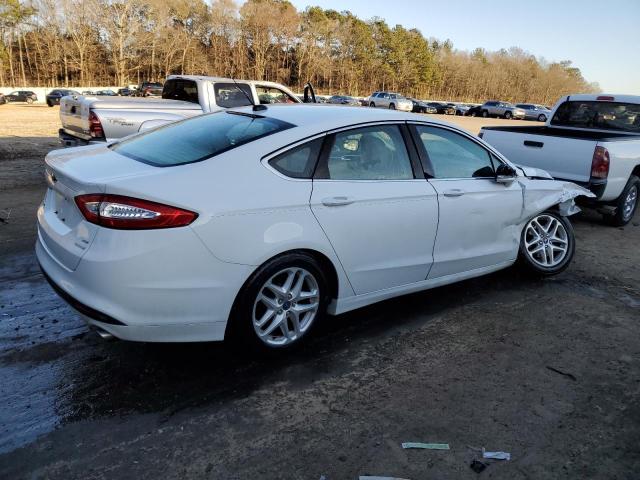 3FA6P0HD8ER231383 - 2014 FORD FUSION SE WHITE photo 3