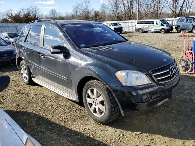 4JGBB22E97A220714 - 2007 MERCEDES-BENZ ML 320 CDI BLACK photo 4