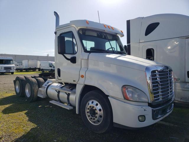 1FUJGEDV6ASAU3536 - 2010 FREIGHTLINER CASCADIA 1 WHITE photo 1