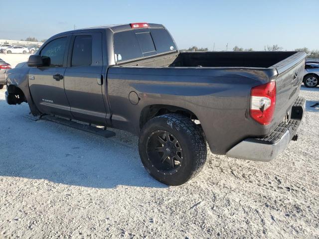 5TFUW5F10FX466797 - 2015 TOYOTA TUNDRA DOUBLE CAB SR/SR5 GRAY photo 2