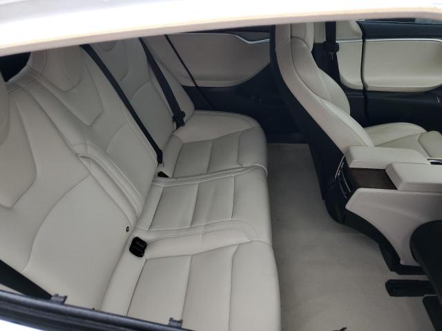 5YJSA1E25JF244770 - 2018 TESLA MODEL S WHITE photo 10