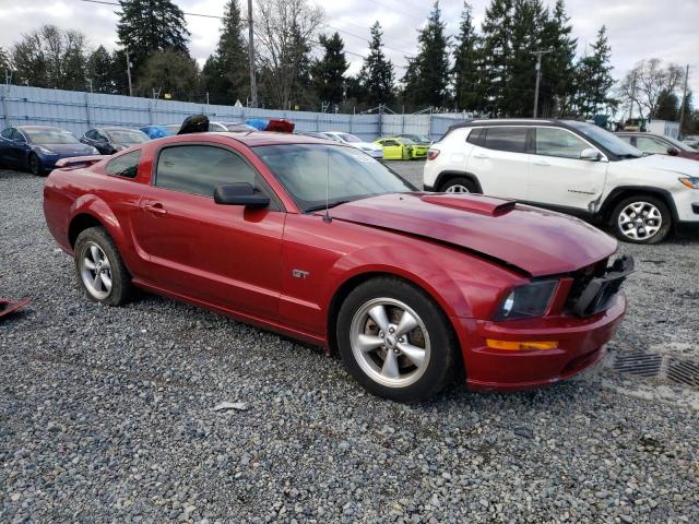 1ZVHT82H375320418 - 2007 FORD MUSTANG GT RED photo 4
