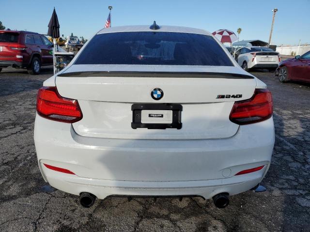 WBA2J5C54JVB28112 - 2018 BMW M240I WHITE photo 6