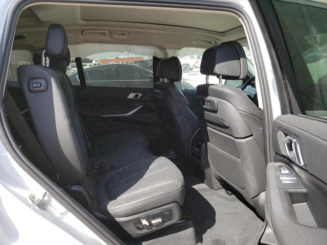 5UXCW2C50KL084917 - 2019 BMW X7 XDRIVE40I თეთრი ფოტო 11