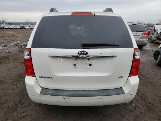 KNDMB233466101285 - 2006 KIA SEDONA EX WHITE photo 6