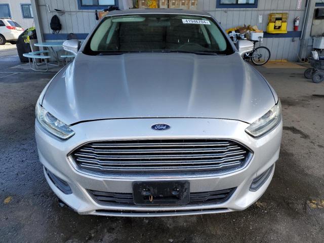 3FA6P0H75ER256011 - 2014 FORD FUSION SE SILVER photo 5