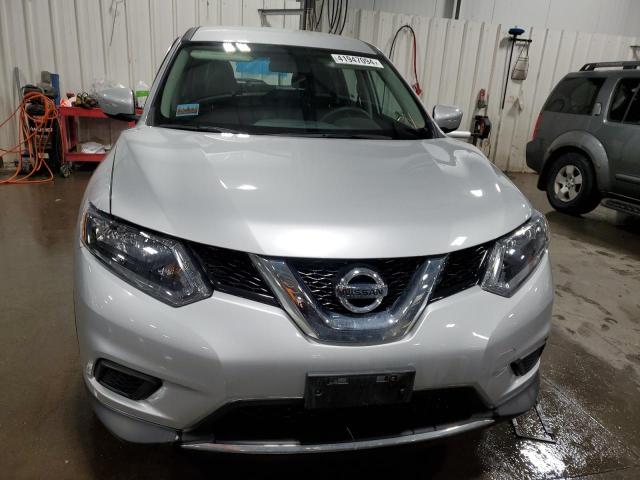 KNMAT2MV8FP500369 - 2015 NISSAN ROGUE S SILVER photo 5