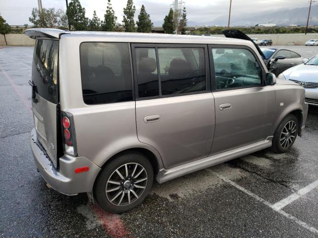 JTLKT334240152503 - 2004 TOYOTA SCION XB Silber Foto 3