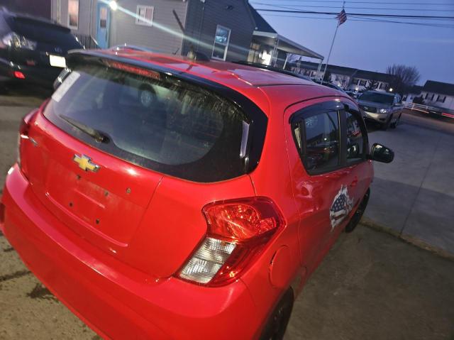 KL8CB6SA6JC476455 - 2018 CHEVROLET SPARK LS RED photo 4