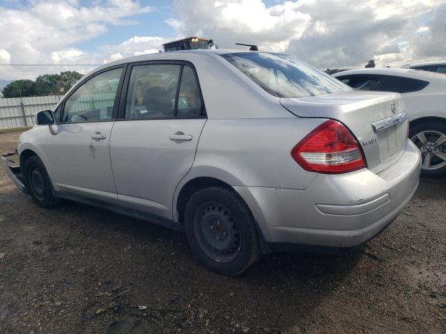 3N1BC1AP0AL384600 - 2010 NISSAN VERSA S SILVER photo 2