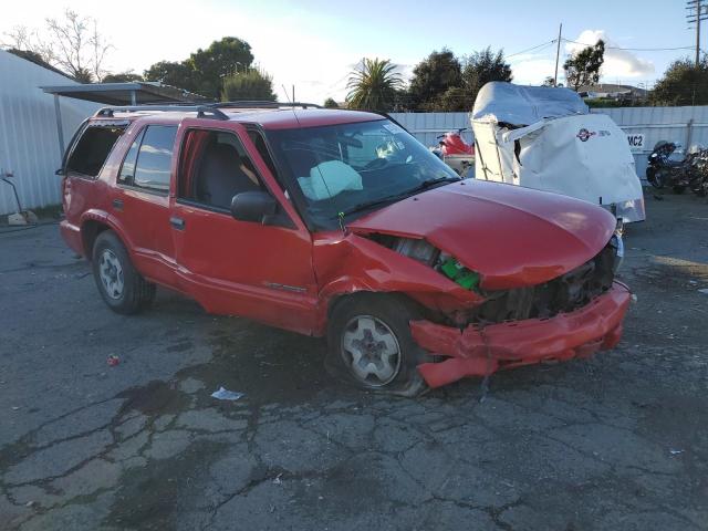 1GNDT13W72K175729 - 2002 CHEVROLET BLAZER RED photo 4