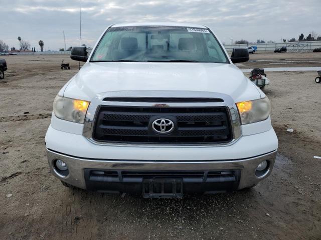 5TFJY5F12AX003260 - 2010 TOYOTA TUNDRA WHITE photo 5