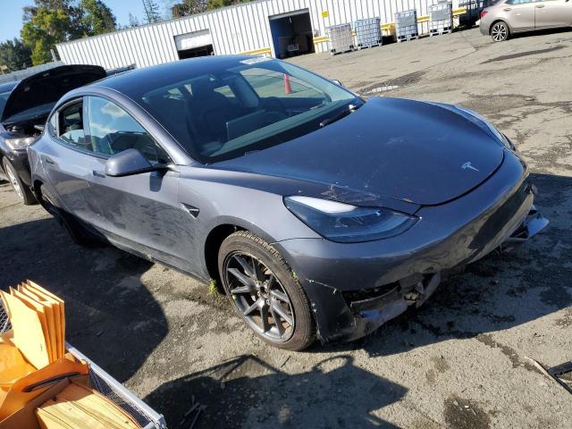 5YJ3E1EBXPF392804 - 2023 TESLA MODEL 3 GRAY photo 4