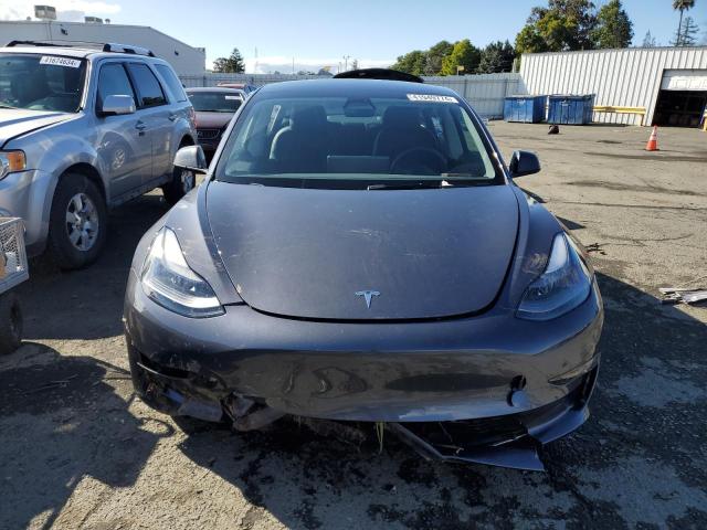 5YJ3E1EBXPF392804 - 2023 TESLA MODEL 3 GRAY photo 5